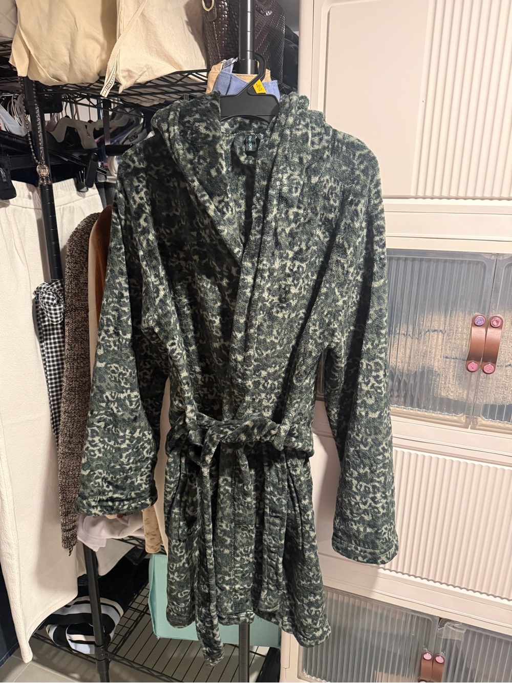 Women’s robe